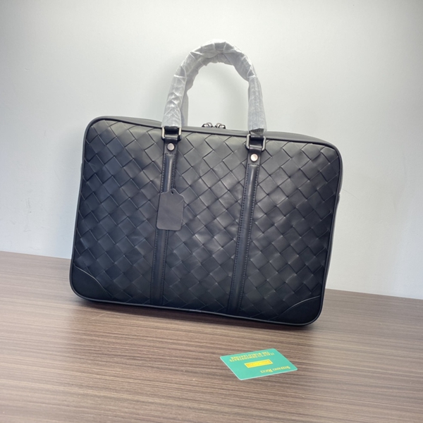 ボッテガヴェネタバッグ内部構造